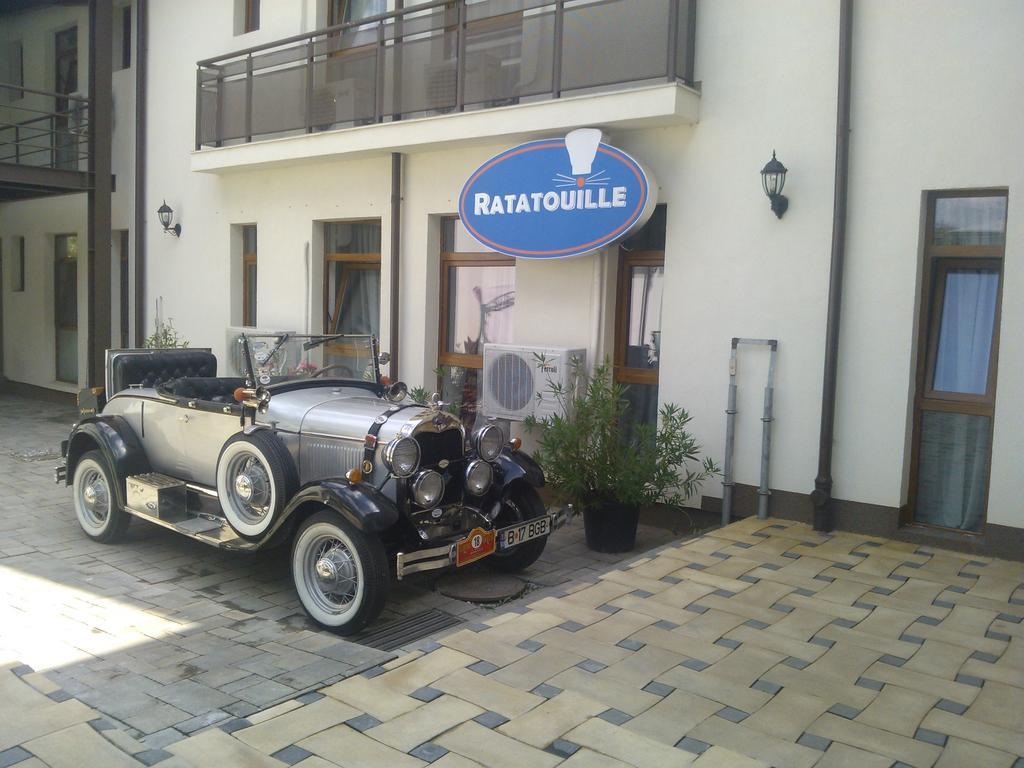 Hotel King Targoviste Exterior photo